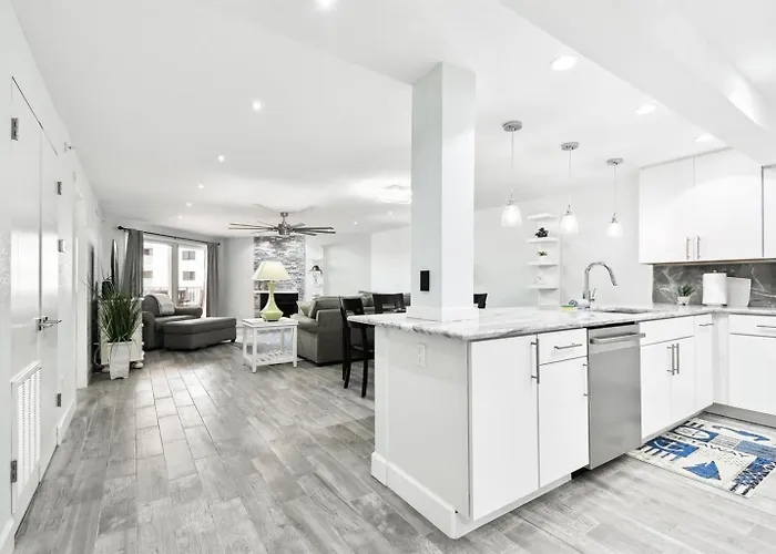 Modern Luxury Ocean & Pool View Appartement *
